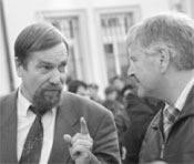 Jürgen Rieger (links)